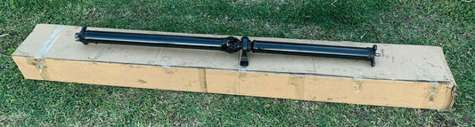 Holden Commodore VX Executive Sedan 4 Door Manual 6 Speed 5.7L New Tailshaft | B & Z Tailshafts