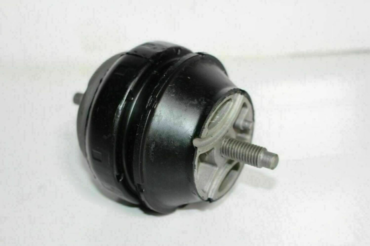 Ford Falcon BA BF New Engine Mount | B & Z Tailshafts